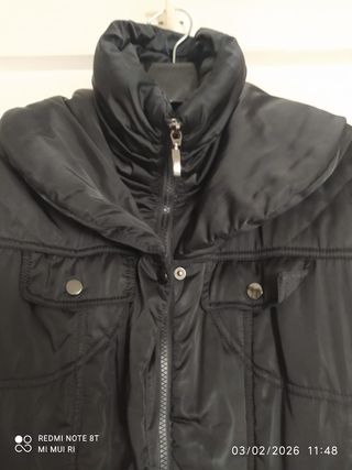 Plumífero C&A Yessica Negro Impermeable