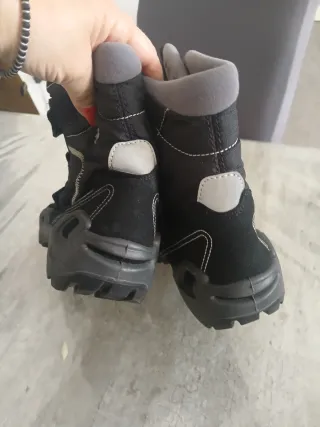 Stivali invernali Lowa neri e grigi