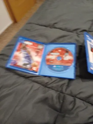 Pacchetto PS4: FIFA 15, NBA 2K20, NBA 2K15