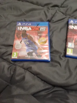 Pacchetto PS4: FIFA 15, NBA 2K20, NBA 2K15