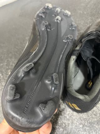 Zapatillas Adidas Fútbol niño F50 Negro/Dorado