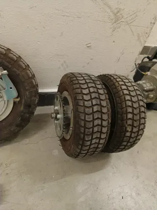 Motor y ruedas minimoto