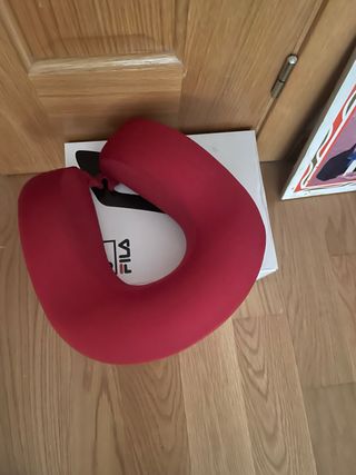 Cojín de viaje Fila rojo