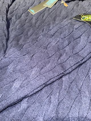 Jersey Stone Islan Cable Knit