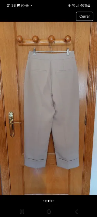 Pantalón Zara beige mujer