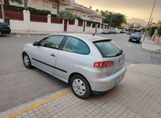SEAT Ibiza 2004
