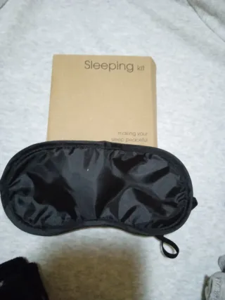 Pijama muje con r 2 pantalones y 2 antifaces