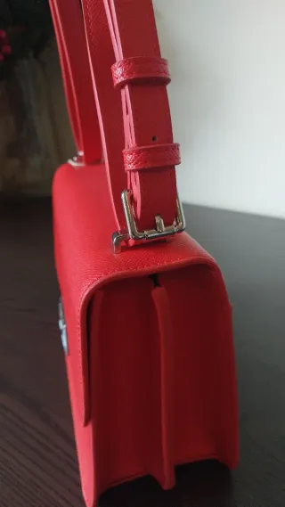 Borsa Benetton rossa nuova