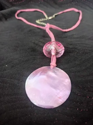 Collar Nácar Lila Cristal facetado vintage cordón