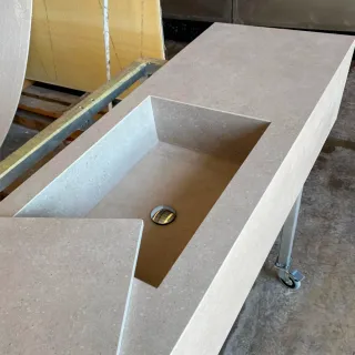 Lavamanos de porcelánico a medida