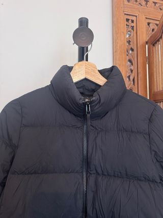 Abrigo de plumas Uniqlo ultra light down S negro