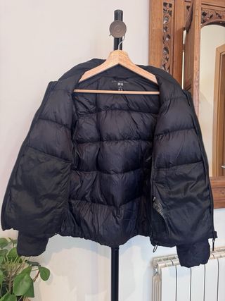 Abrigo de plumas Uniqlo ultra light down S negro