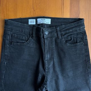 Pantalón Vaquero Stradivarius