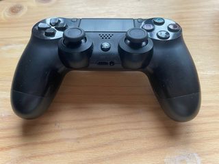 Juego de 2 Mandos PS4 Azul y otro Negro