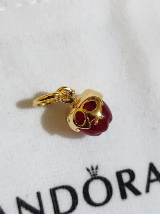 Colgante Manzana Disney Reina Malvada