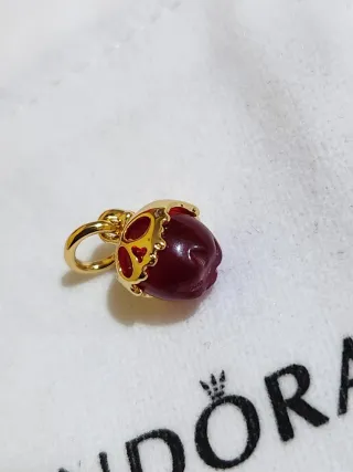 Colgante Manzana Disney Reina Malvada