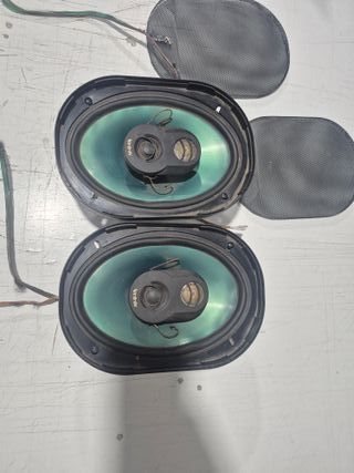 Etapa de Potencia Sony 1000w y altavoces infinity