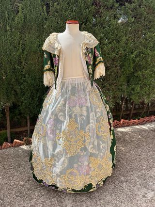 Traje Fallera Completo con Zapatos