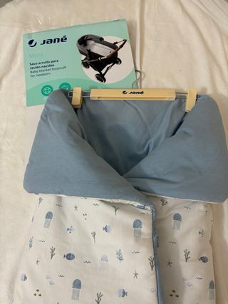 Saco arrullo Jané Mims para cuco carro bebe