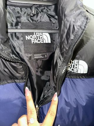 Chaqueta The North Face Negra y Azul Talla M