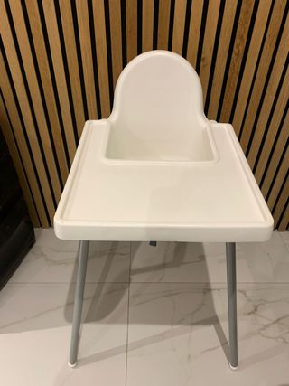 Trona de bebé con bandeja