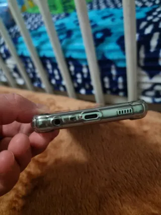 Samsung Galaxy 128 GB con funda y cargador