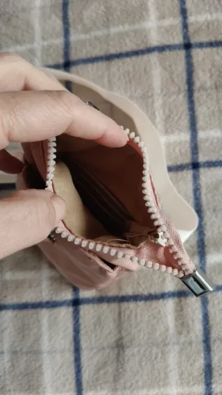 Bolso para móvil y documentos rosa