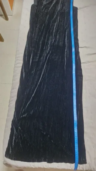 Vestido largo terciopelo negro Zara