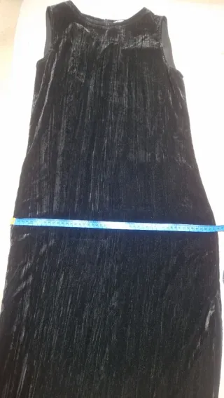 Vestido largo terciopelo negro Zara