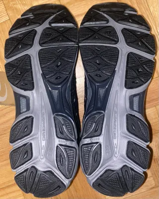 Zapatillas Gel NYC Negras y Grises