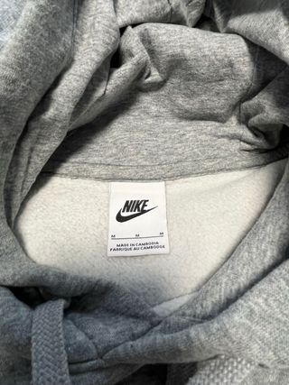 Sudadera Nike Gris