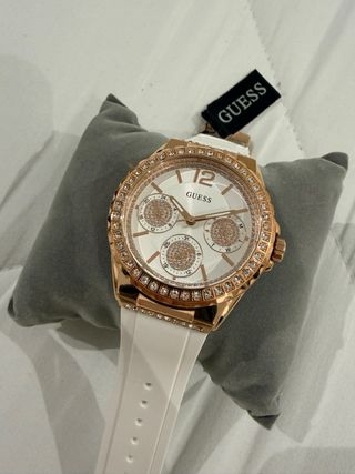 Reloj Guess Mujer Oro y Blanco