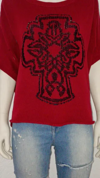 Jersey rojo con pedrería