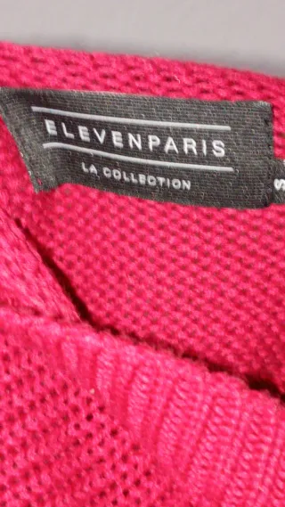 Jersey rojo con pedrería