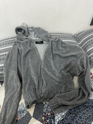 Sudadera Bershka gris talla M