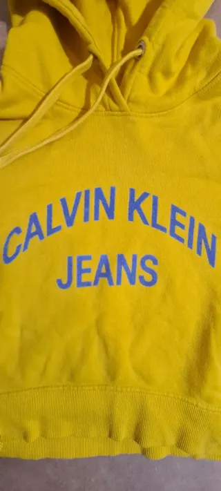 Sudadera corta Calvin Klein Jeans amarilla