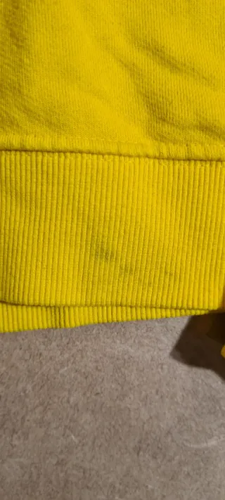 Sudadera corta Calvin Klein Jeans amarilla