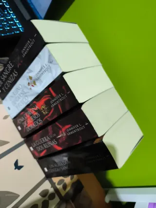 Un fuego en la carne (Flesh and Fire) (Spanish ...