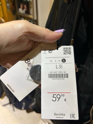 Dos anoraks Bershka nuevos L/40/12 negro y azul