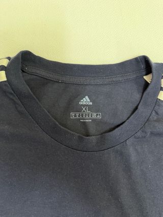 T-shirt Adidas blu taglia M