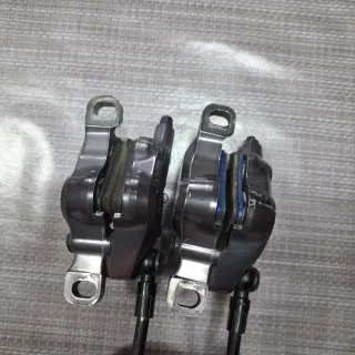 Shimano XT 8120 4 pistones