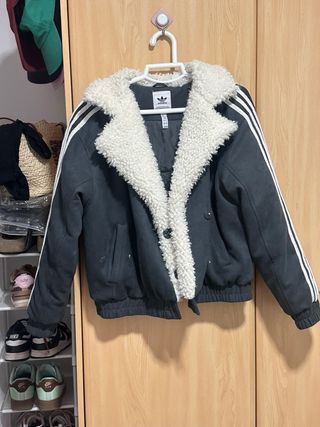 Chaqueta Adidas forrada deportiva