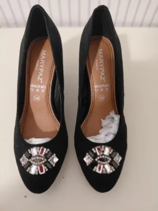Zapatos Marypaz Negros Talla 38 con Pedrería