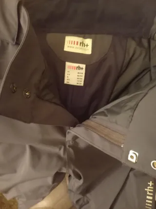 Traje de esquí ZeroRH+ alta gama