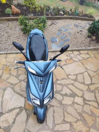 Moto Eléctrica Scooter 50cc Semi-nueva