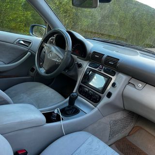 MERCEDES BENZ CLASE C w203 AMG