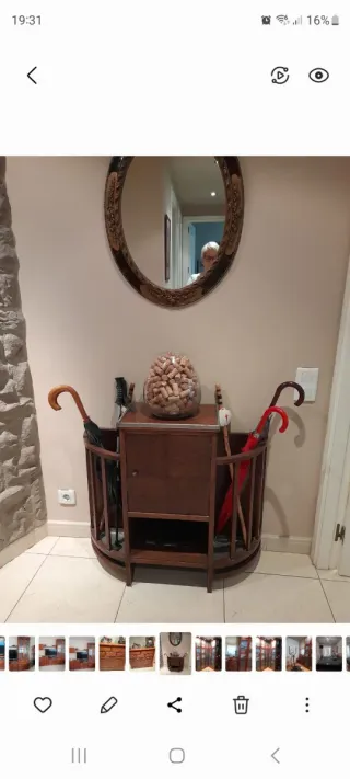 Mueble paraguero antiguo de madera