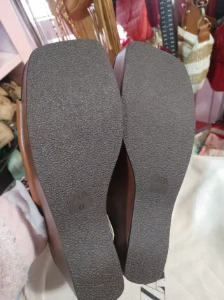 Zuecos Zara Talla 41 Piel Marrón