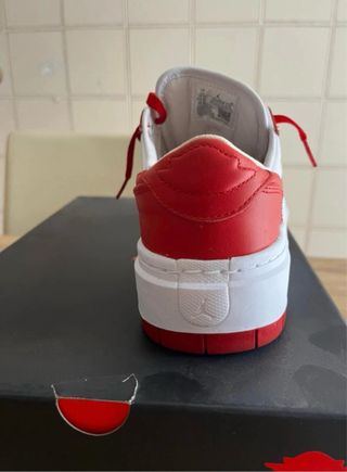 Scarpe Jordan Rosse e Bianche