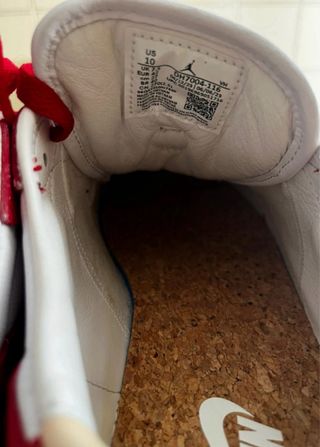 Scarpe Jordan Rosse e Bianche